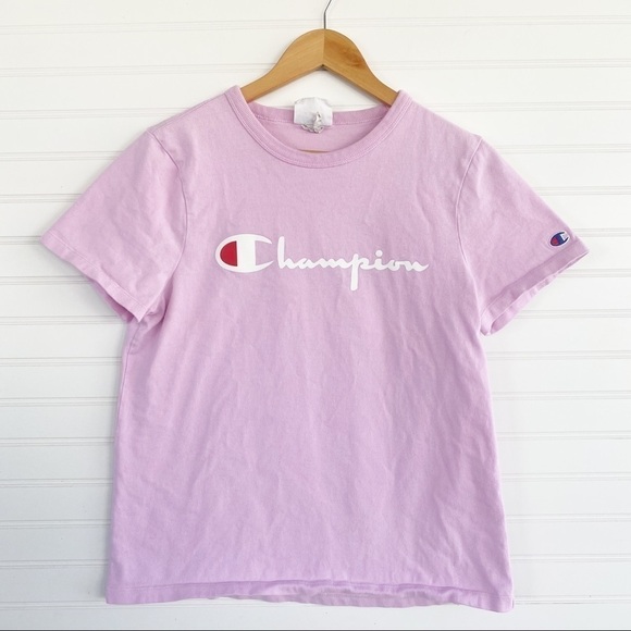 Champion Tops - Champion Shirt sleeve Tshirt Size Medium